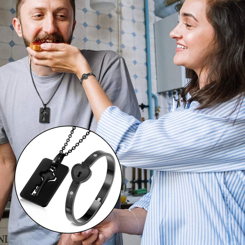 Hicarer 2 Sets Couple Heart Charm Lock Bracelet and Key Necklace Lock Matching Bangle Titanium Steel Couples Jewelry Set for Valentine's Day Weddi...