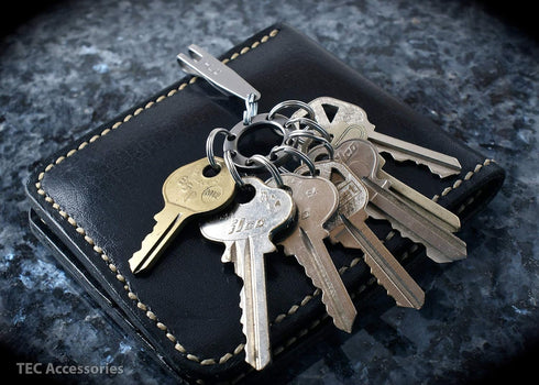 UFO -Titanium Keychain Organizer for Everyday Carry Keyring Customization, Key Organizer, Holder, Pocket Key Chain, Keeper, Compact, 8 holes...