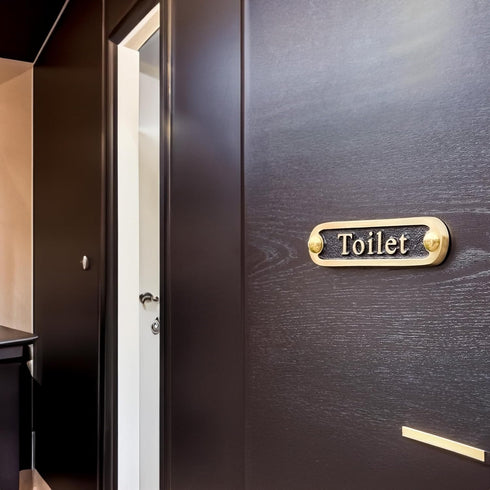 Toilet Brass Bathroom Door Sign. Traditional Style Home Décor Wall Plaque Handmade By The Metal Foundry UK....