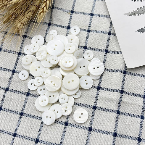 60 PACK Pearl Natural Shell Buttons,6 Sizes 2 Holes Mother of Pearl Sewing Buttons, 10mm/11.5mm/12.5mm/15mm/18mm/20mm Buttons for Sewing DIY Craft...