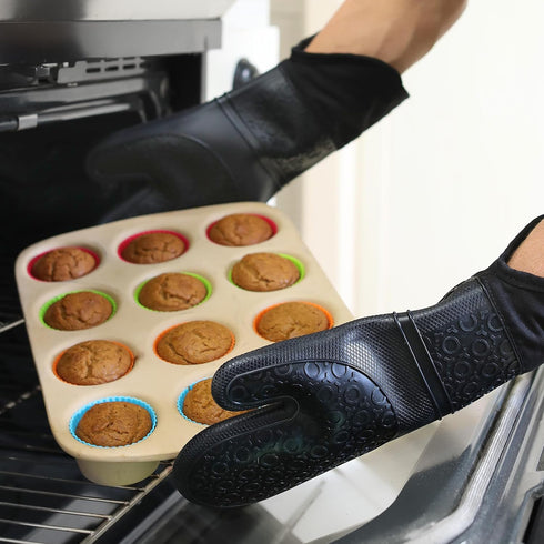 HOMWE Extra Long Professional Silicone Oven Mitt, Oven Mitts with Quilted Liner, Heat Resistant Pot Holders, Flexible Oven Gloves, Black, 1 Pair, ...