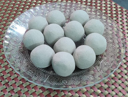 Grey Clay Balls 200 GMS (7.05 oz)...