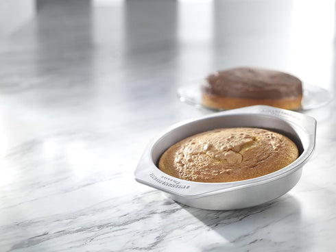 USA Pan American Bakeware Classics 9" Round Baking Pan, Aluminized Steel...