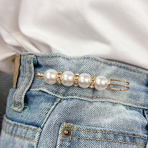 8 Pcs Pearl Brooch for Women Scarf Ring Waist Brooch Pearl Rhinestones Collar Brooches Safety Pins for Clothes Dressing Accessories Christmas Gift...