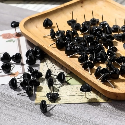100pcs Push Pins, Plastic Pushpins Black Push Pins Heart Shaped Cute Thumb Tacks Decorative for Home School Office Notice Board Cork Board 0.47inc...