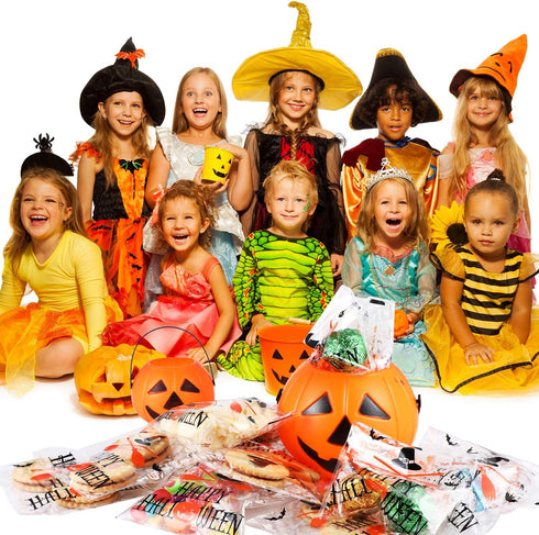 100 Pieces Halloween Treat Bags Clear Self-adhesive Candy Bags Cellophane Plastic Cookie Bags for Party Favors Halloween Decoration (100 Pieces, S...