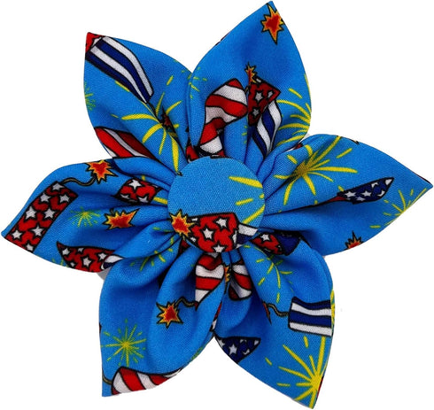 Huxley & Kent Pet Pinwheel | Firecrackers (Large) | 4th of July Velcro Collar Accessory for Dogs/Cats | Bow Collar Attachment | Cute, Comfortable ...