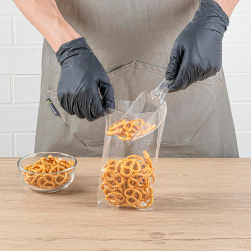 Restaurantware Bag Tek 4 x 2.3 x 8 Inch Gusset Bags 100 Heat Sealable Candy Bags - Food Safe Package Popcorn or Cookies Clear Plastic Treat Bags F...