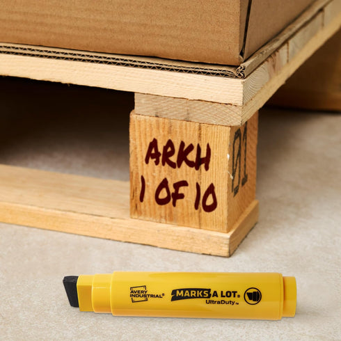 AVERY Marks A Lot UltraDuty Permanent Markers, XL Wide 18mm Chisel Tip, Water Resistant, 1 Black Industrial Marker (29865)...