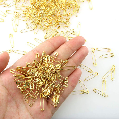 Mini Safety Pin 500PCS Gold 19mm Tiny Metal Fastening Safety Clips for Jewellery Costume Tag (Gold-500pcs)...