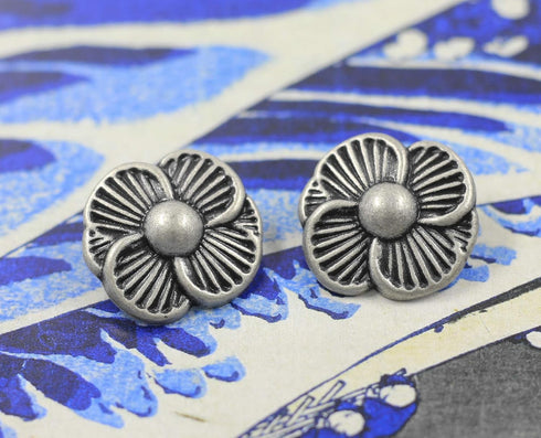 Bezelry 12 Pieces Blooming Flower Metal Shank Buttons. 21mm (13/16 inch) (Antique Silver)...