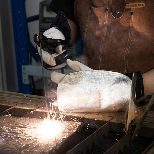 YESWELDER Hand Heat Shield, Welding Hand Shield Split Cowhide Leather Aluminized Back Welding Hand Pad for Welder...