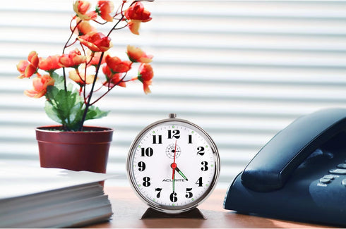 AcuRite 15607 Vintage Alarm Clock, Black Nickel...