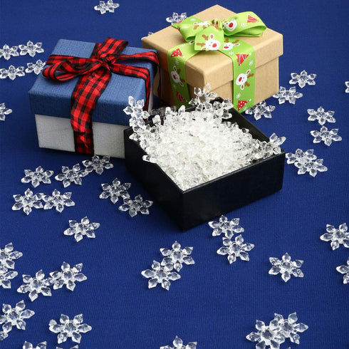 200 Pieces Acrylic Snowflake Ornaments Snowflake Table Scatters Christmas Xmas Tree Hanging Pendant Beads Decorations for DIY Crafts Winter Wonder...