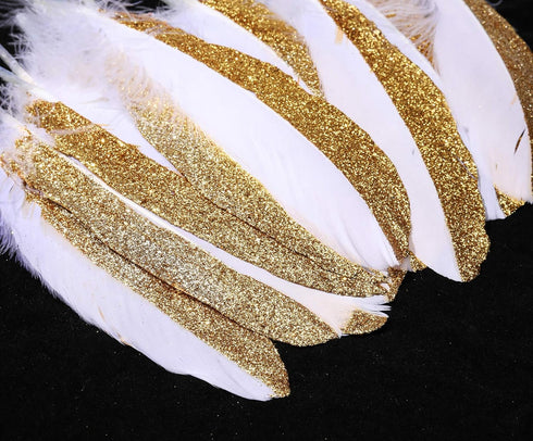 BABEYOND 42 Pcs 1920s Gatsby Gold Dipped Feather Natural Décor Glitter Feather for 20s Party Decoration Wedding Decoration (White & Gold)...