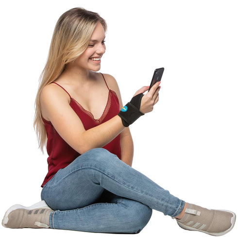 ComfyBrace Premium Lined Wrist Wrap/Carpal Tunnel Wrist Brace/Arthritis Hand Support - Fits Both Hands - Adjustable - Fitted (Day Brace, One Size)...