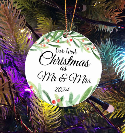 ZUNON Christmas Ornaments 2024 Our First Christmas as Mr & Mrs Couple Married Wedding Gifts Bridal Shower Gifts Decoration 3" Ornament (Green Mr &...