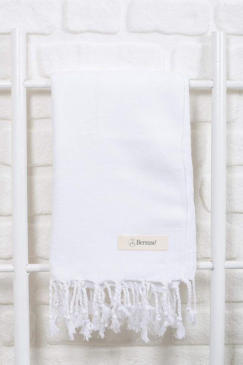 Bersuse 100% Cotton Laodicea Turkish Towel Bath Towel Beach Towel Pool Towel - Beach Essentials for Your Beach Bag - 37x70 Inches, White...