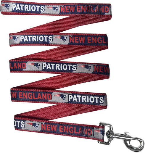 NFL PET Leash New England Patriots Dog Leash, Medium Football Team Leash for Dogs & Cats. A Shiny & Colorful Cat Leash & Dog Leash Licensed by The...