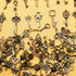 CHuangQi 125pcs/6oz Vintage Skeleton Keys Set, Steampunk Key Necklace, Antique Bronze Charms Pendants, DIY Handcrafts Jewelry Making, Wedding & Bi...