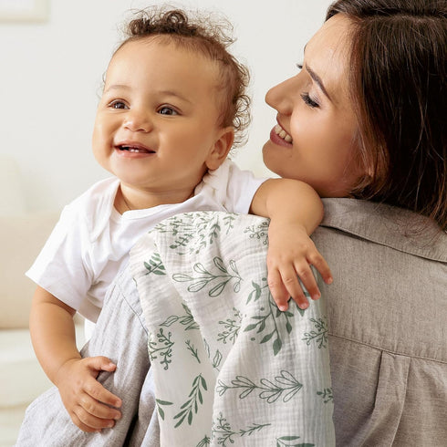 Muslin Swaddle Blankets for Newborn, 3 Pack Breathable Soft Receiving Blanket, Large 38 x 40 inches Swaddle Wrap Burping Clothes, Essentials Infan...
