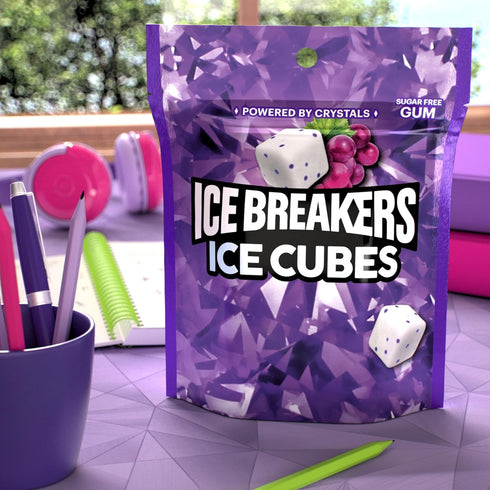 ICE BREAKERS Ice Cubes Arctic Grape Flavored Sugar Free Chewing Gum Pouch, 8.11 oz (100 Pieces)...