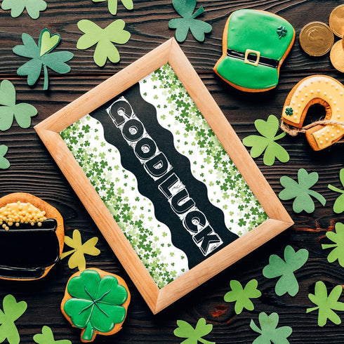 69 Feet St. Patrick's Day Bulletin Board Borders Shamrock Decoration Borders Lucky Clover Trim Border 60Pcs Green White Bulletin Board Stickers fo...