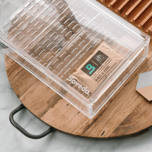 Boveda 69% Two-Way Humidity Control Pack For Storing Up to 25 Items – Size 60 – Single – Plastic & Wood Humidifier Boxes & Zip Lock Bags – Moistur...