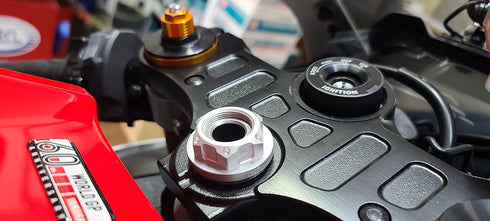 motomount R7 for Yamaha YZF R7(2021+) Steering Stem Nut (Aluminium Open/Flanged Top Yoke Nut M22x1.00mm) for Yamaha R7 Phone/Camera/GPS Mount(Adap...