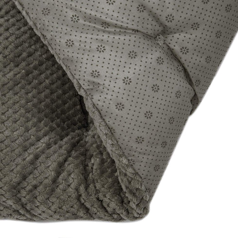 WONDER MIRACLE Fuzzy Deluxe Pet Beds, Super Plush Dog or Cat Beds Ideal for Dog Crates, Machine Wash & Dryer Friendly (15" x 23", S-Eagle Grey)...