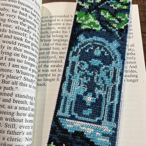 ZuoAnLF 5 PCS Cross Stitch Bookmark Kits,DIY Bookmarks Cross Stitch Kits,Stamped Embroidery Bookmarks for Adults Beginners,14CT...