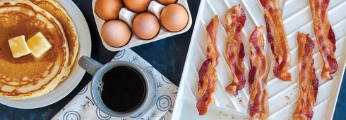 Nordic Ware - 60173 Nordic Ware Slanted Bacon and MeatTray, with Lid, White...