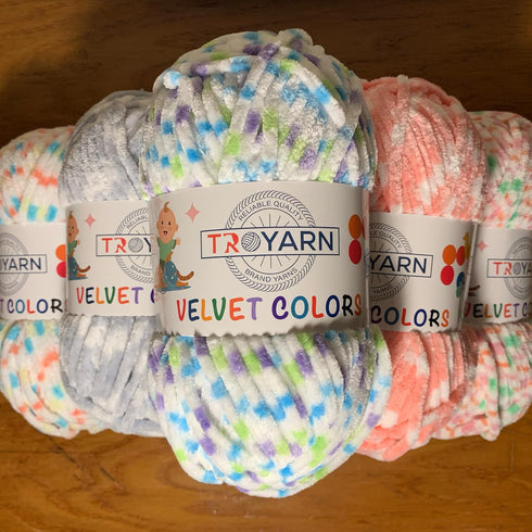 Velvet Colors (3- Skeins Pack) Chenille Blanket Amigurumi Yarn for Crocheting and Knitting Super Bulky 3x100 gr (3x131 yds) (10221)......