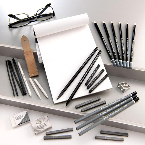 Royal & Langnickel Large Tin Sketching Art Set...