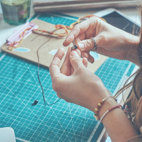 MMOBIEL Jewelry Making Supplies Kit Jewelry Making Kit with Jewelry Pliers, Wire and Supplies for Repairs and Creating Earrings, Bracelets, Neckla...