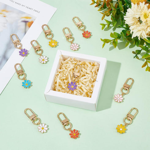 PH PandaHall 24pcs Flower Keychain, Daisy Enameled Charms Aesthetic Keychain Car Key Ring Pendant Key Chains for Mom Mother's Day, Handbag Bag, Ea...