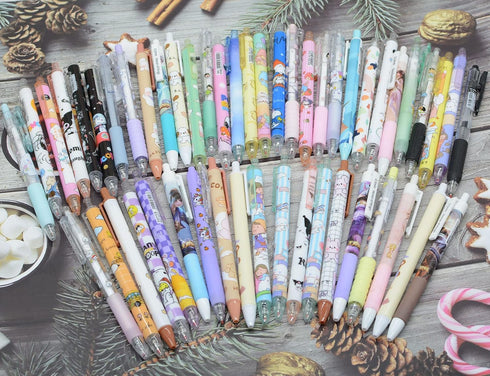 YIKANGHENG 50 Pcs Fine Point Cute Pens With a Pen Holder, 0.5mm 50 Different Random Styles Black Ink Kawaii Gel Pens for Office, Study, Gift and H...