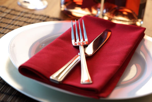 PLOYMONO Red Heavy Duty Cloth Napkins - 17 x 17 Inch Solid Washable Polyester Dinner Napkins - Set of 8 Napkins with Hemmed Edges - Great for Wedd...