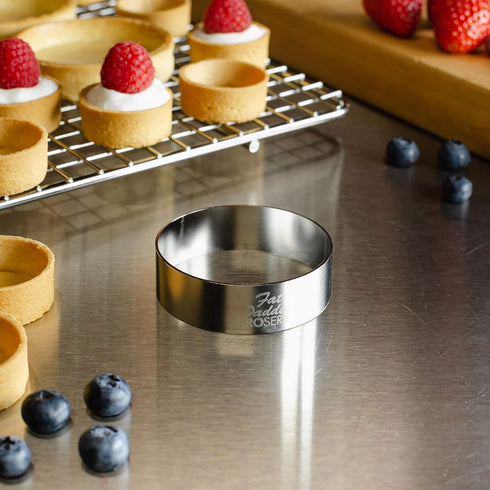 Fat Daddio's Stainless Steel Round Cake & Pastry Ring, 2.5 x 0.75 Inch...