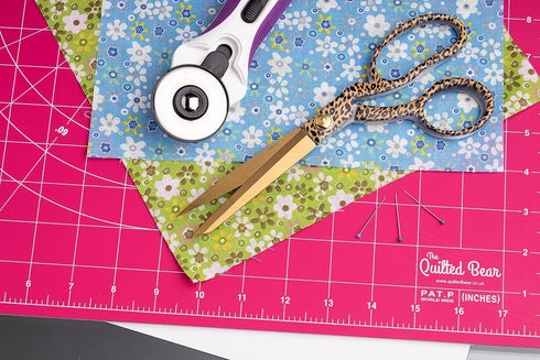 The Quilted Bear Rotating Cutting Mat 7" x 7" - Square Self Healing 360° Rotating Craft Cutting Mat with Innovative Locking Mechanism for Quilting...