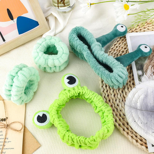 4Pcs Spa Headband for Washing Face Wristband Set for Women Girls Frog Snail Makeup Skincare Facial Shower Coral Fleece Head Wraps Cute Soft Blue G...