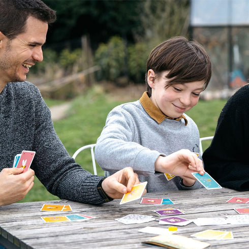 Happy Bee Card Game - Strategic Pollen Harvesting for Victory! Educational Game, Fun Family Game for Kids & Adults, Ages 8+, 3-6 Players, 15 Minut...