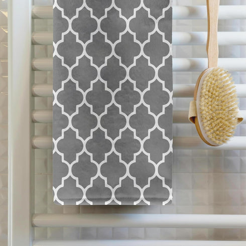 3D Rose TWL_120259_1 Dark Gray Quatrefoil Pattern - Grey Moroccan Tiles - Modern Stylish Geometric Clover Lattice Towel, 15 x 22...