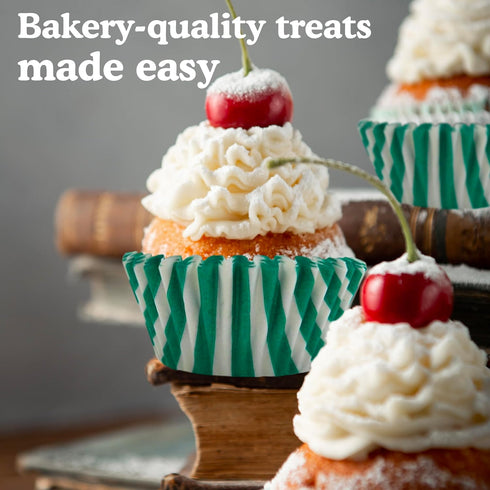 Regency Wraps Greaseproof Professional Grade Baking Cups, Pack of 40, Standard Liners, Green/White Stripe, for Cupcakes, Muffins, Candy, Non Stick...