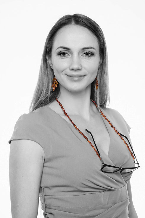AMBERAGE Natural Baltic Amber beaded Eyeglasses -Sunglasses Holder/Eyeglass Chain for Adults Hand Made (3colors)...