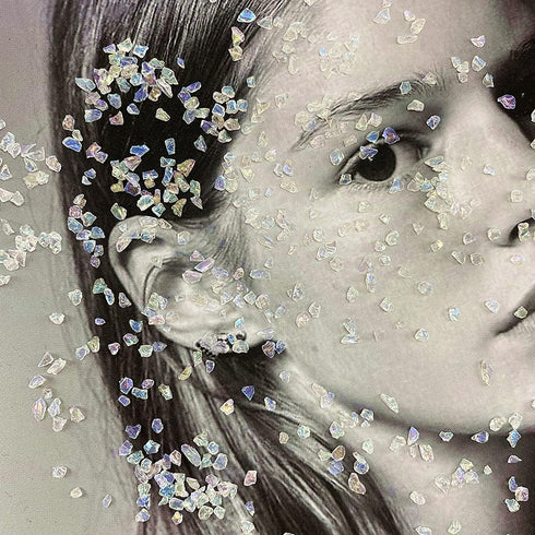 Jmassyang Crushed Glass Irregular Metallic Chips 100g Sprinkles Chunky Glitter for Nail Arts Craft Resin DIY Mobile Phone Case Vase Fillers Jewelr...