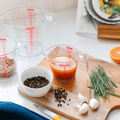 Chef Pomodoro 3-Piece Liquid Meausuring Cups Set - Ml and Oz Measuring Cup - Includes 1, 2 and 4 Cup, BPA-Free Plastic Measuring Cups for Liquids,...