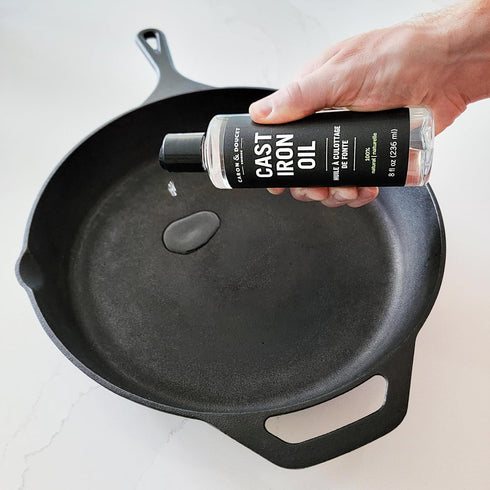 CARON & DOUCET - Cast Iron Cleaning & Conditioning Set: Seasoning Oil & Cleaning Soap | 100% Plant-Based | Best for Washing, Restoring & Seasoning...