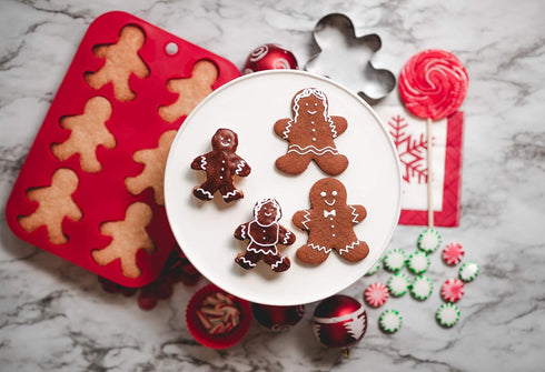 Handstand Kitchen Gingerbread Man 3-piece Cookie and Cupcake Baking Set with Recipes...