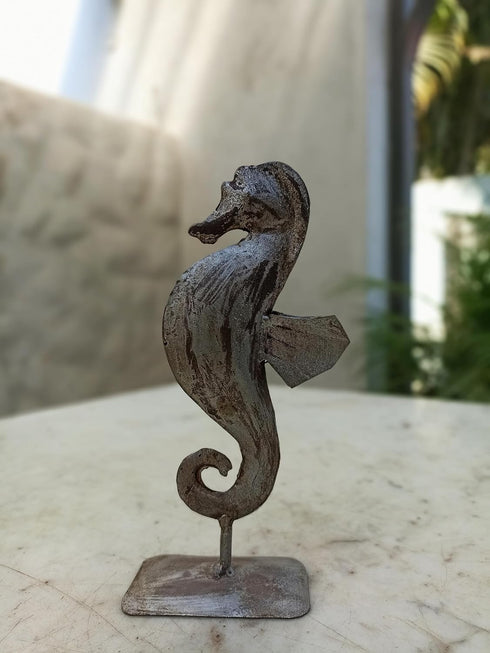 DeKulture Seahorse Statue | Recycled Iron Ocean Decor | Nautical Home Accent (4x2.5x8.5 Inches)...